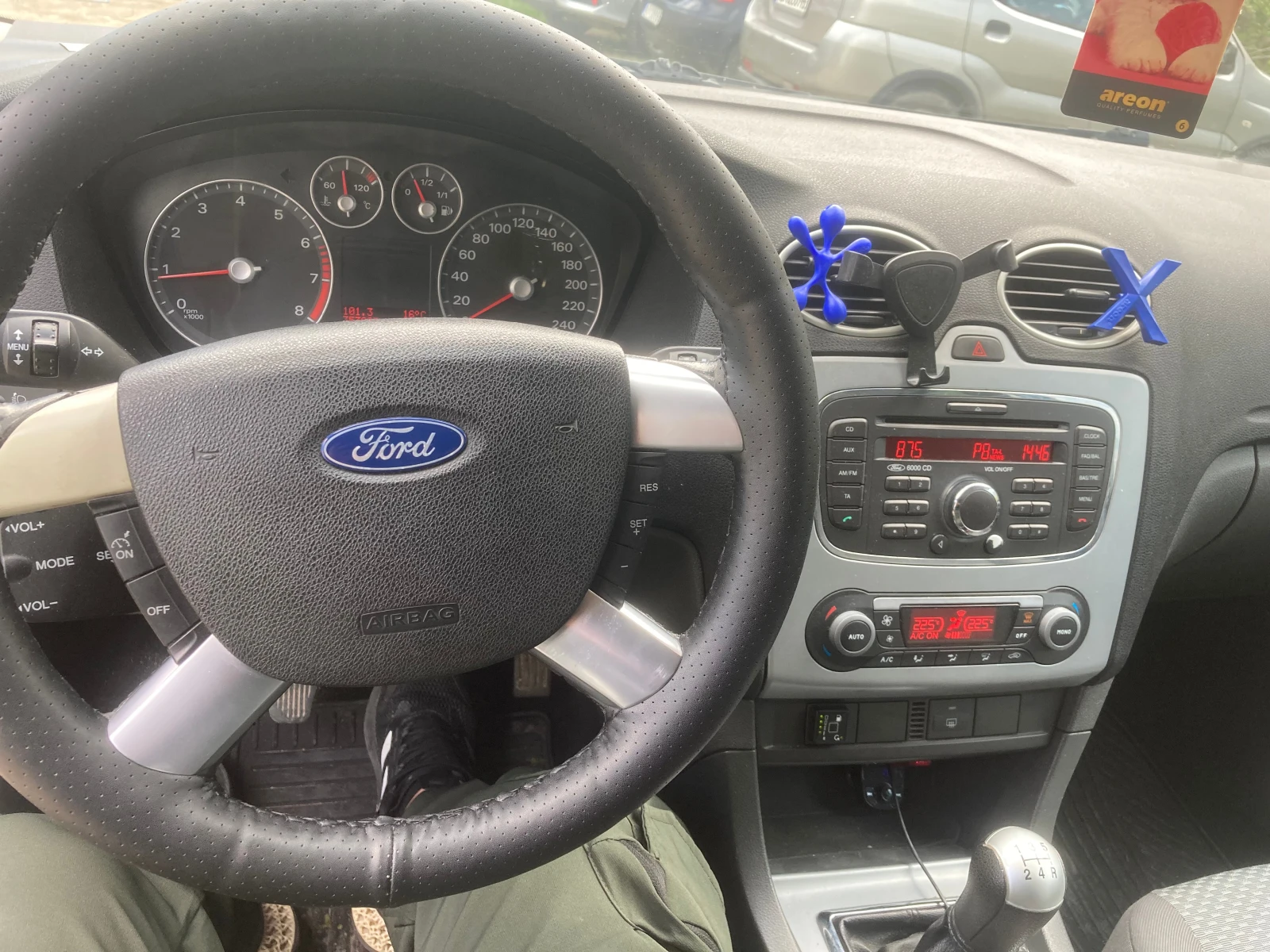 Ford Focus 1.6 - изображение 6