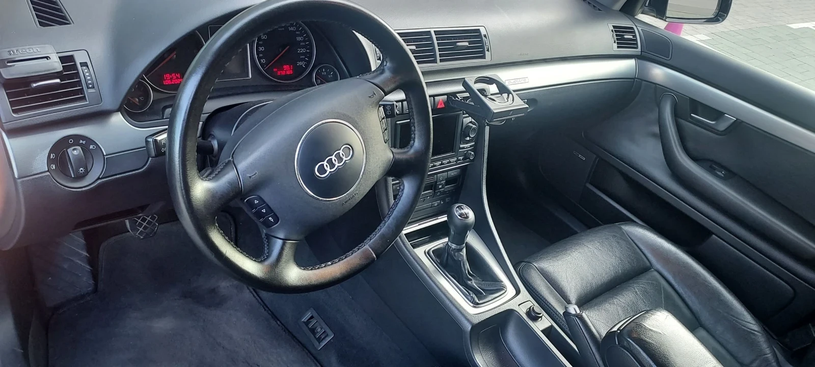 Audi A4 B6 - изображение 5