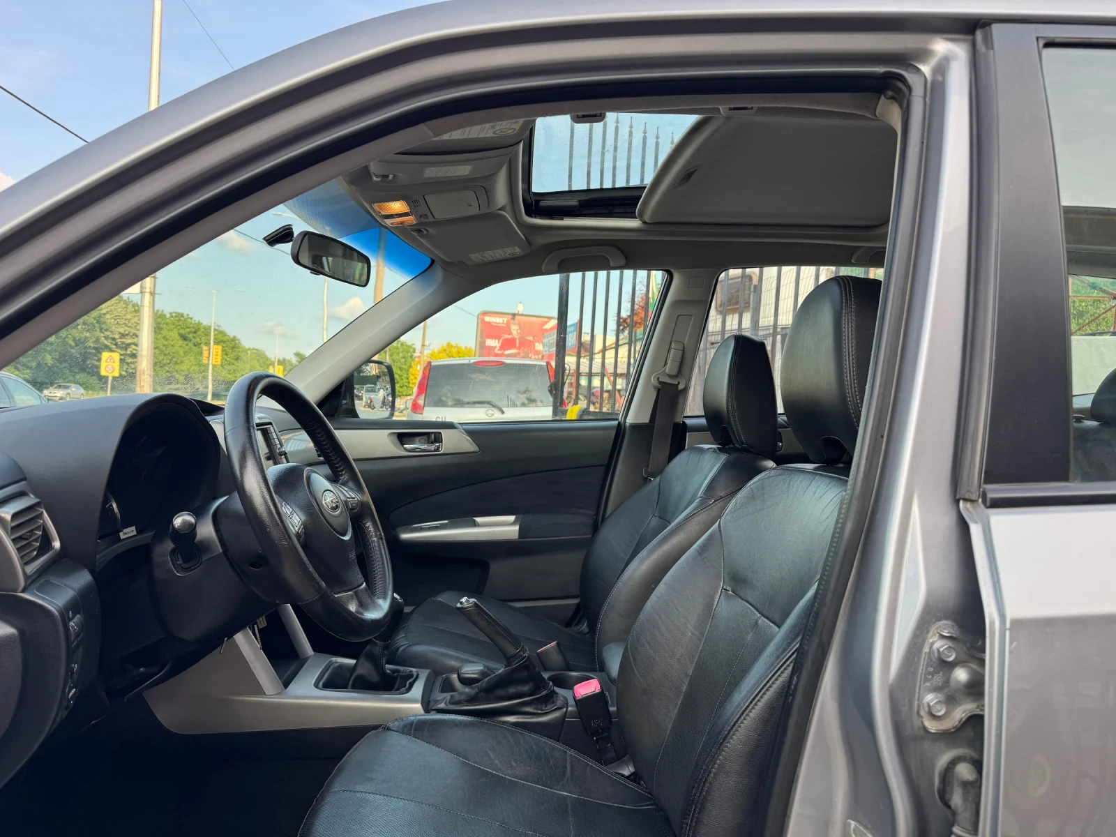 Subaru Forester 2.0 I Швейцария РЪЧКА ФУЛ ЕКСТРИ ТОП СЪСТОЯНИЕ - изображение 10