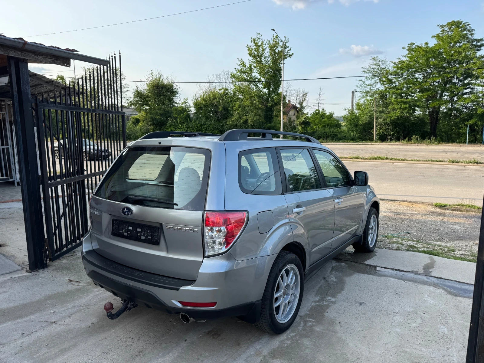 Subaru Forester 2.0 I Швейцария РЪЧКА ФУЛ ЕКСТРИ ТОП СЪСТОЯНИЕ - изображение 5