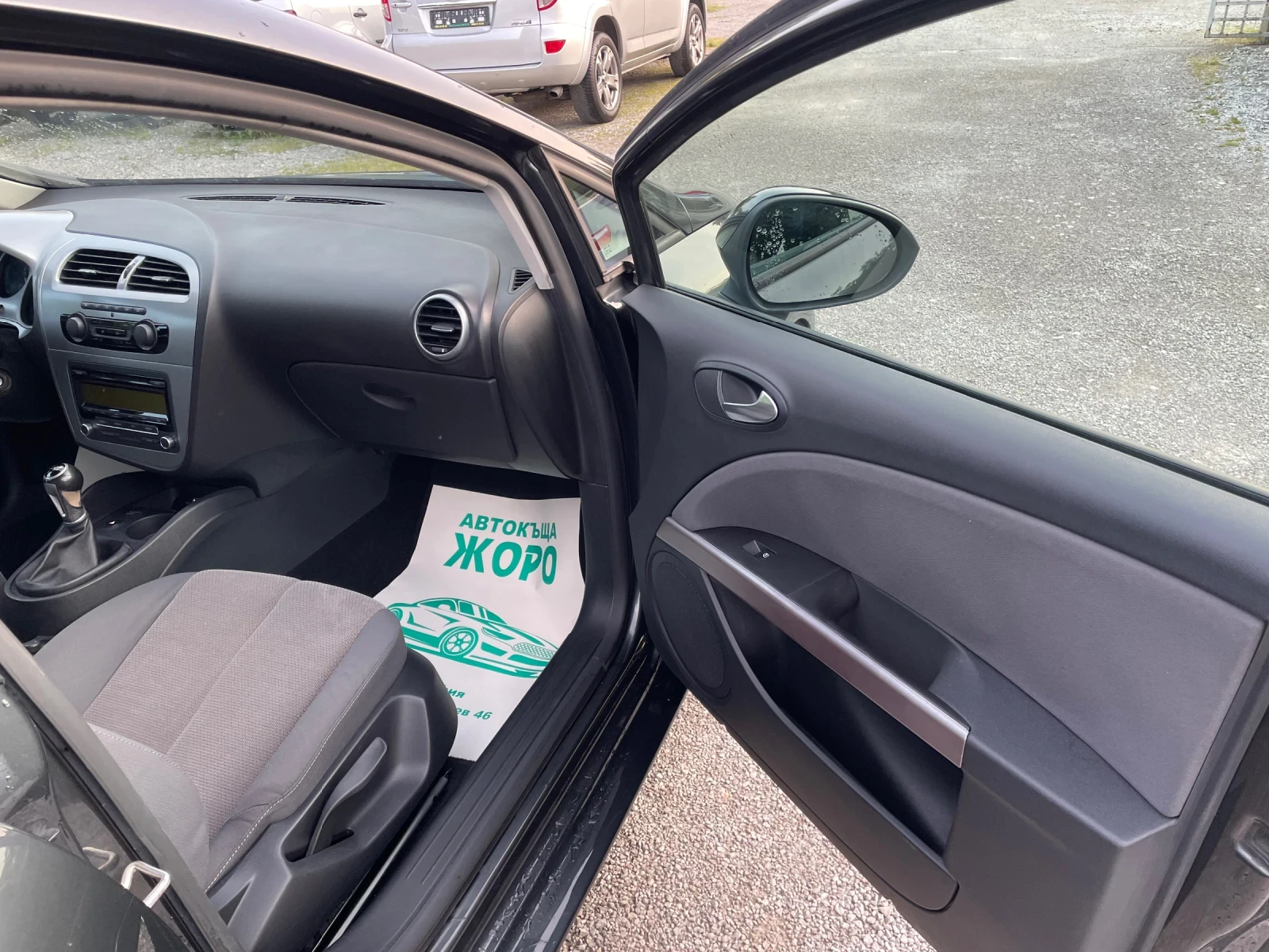 Seat Leon 1.6 TDI , 105коня, ЕВРО 5 - изображение 9