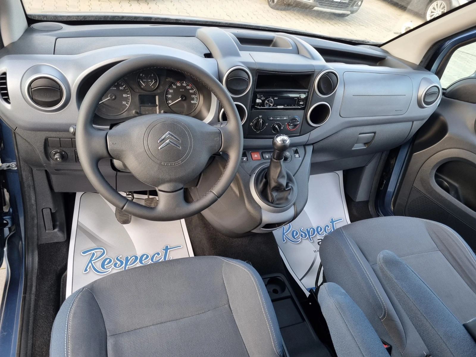 Citroen Berlingo 1.6i-90кс БЕНЗИН * 5 МЕСТА* ПАНОРАМА - изображение 10