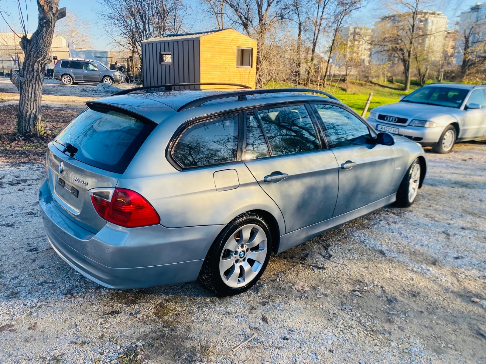 BMW 320 2.0 , 163к.с - изображение 4