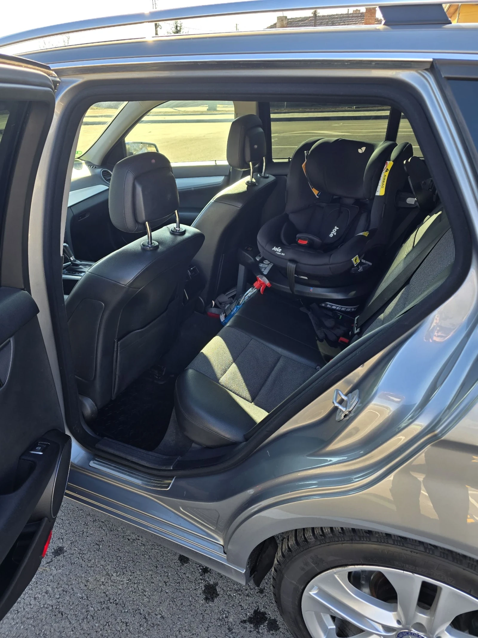 Mercedes-Benz C 220, снимка 7 - Автомобили и джипове - 53719304