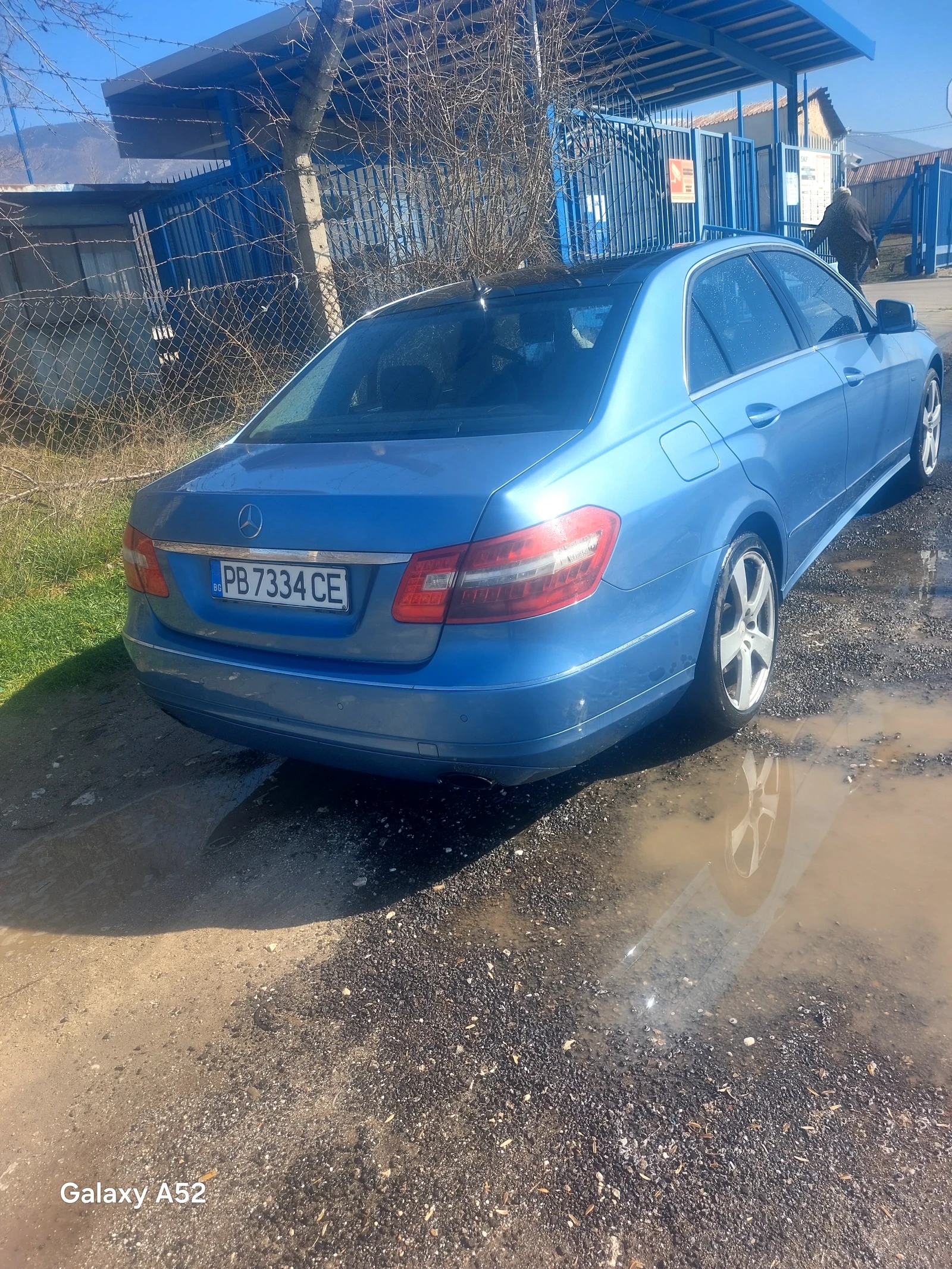 Mercedes-Benz E 350, снимка 5 - Автомобили и джипове - 53779343