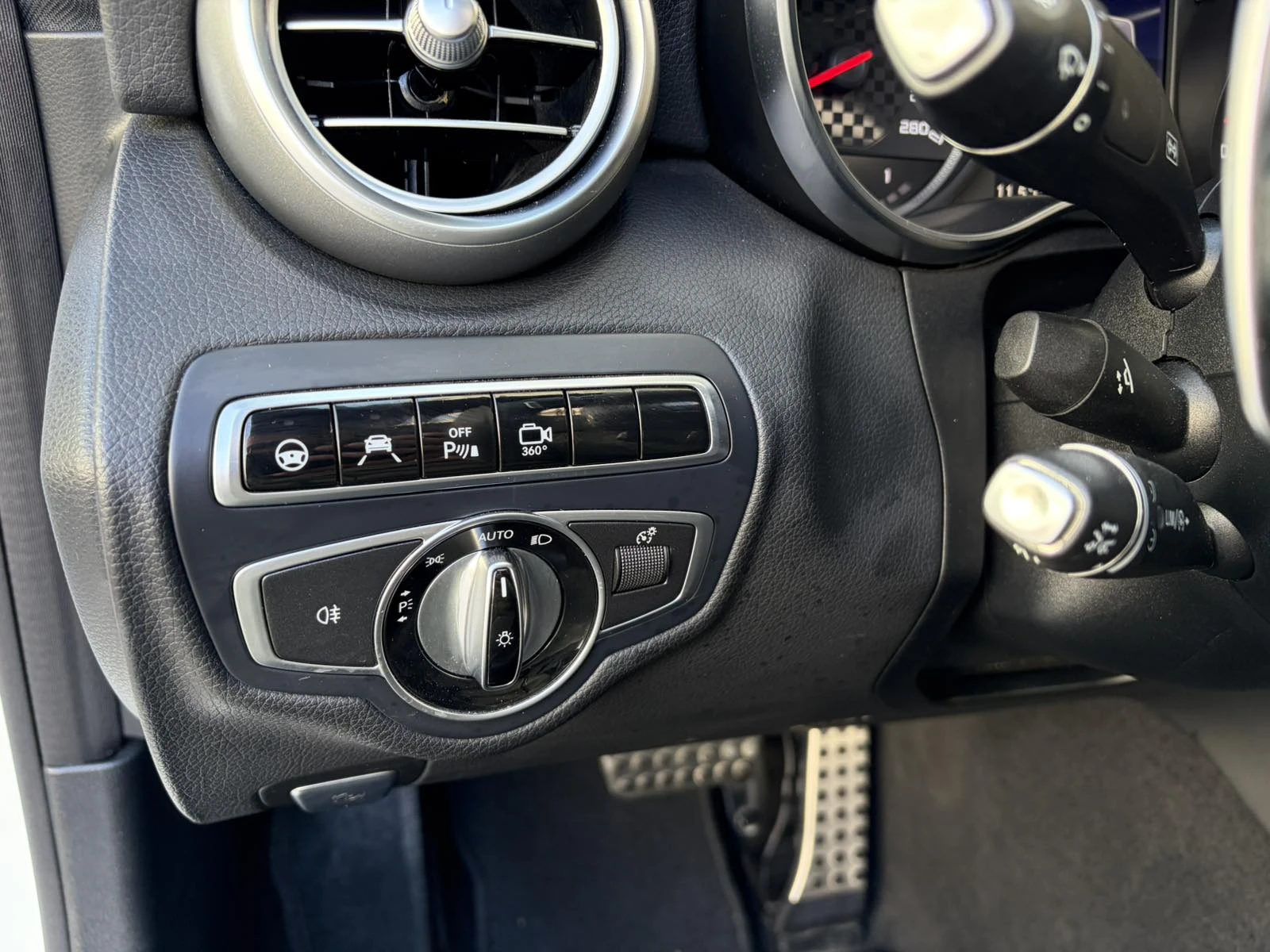 Mercedes-Benz C 43 AMG 4Matic, снимка 8 - Автомобили и джипове - 53851819