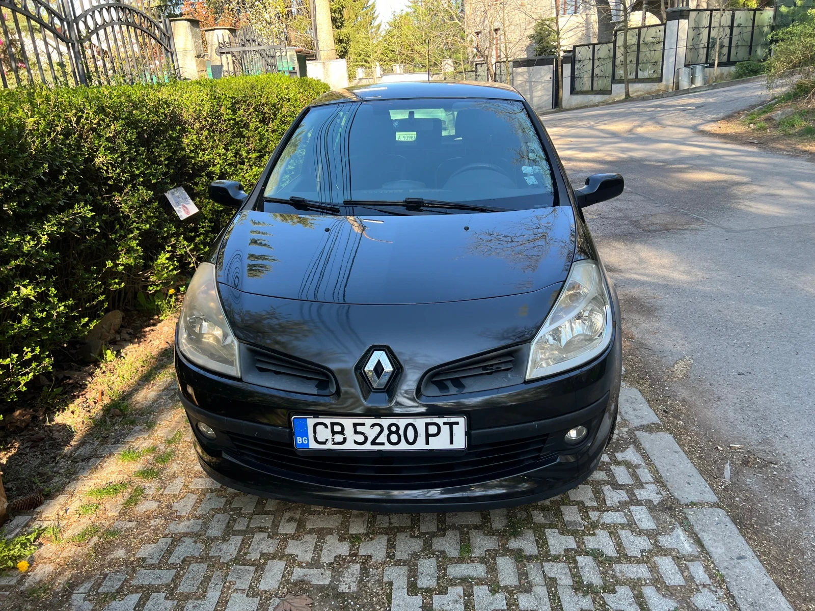 Renault Clio, снимка 2 - Автомобили и джипове - 54390064