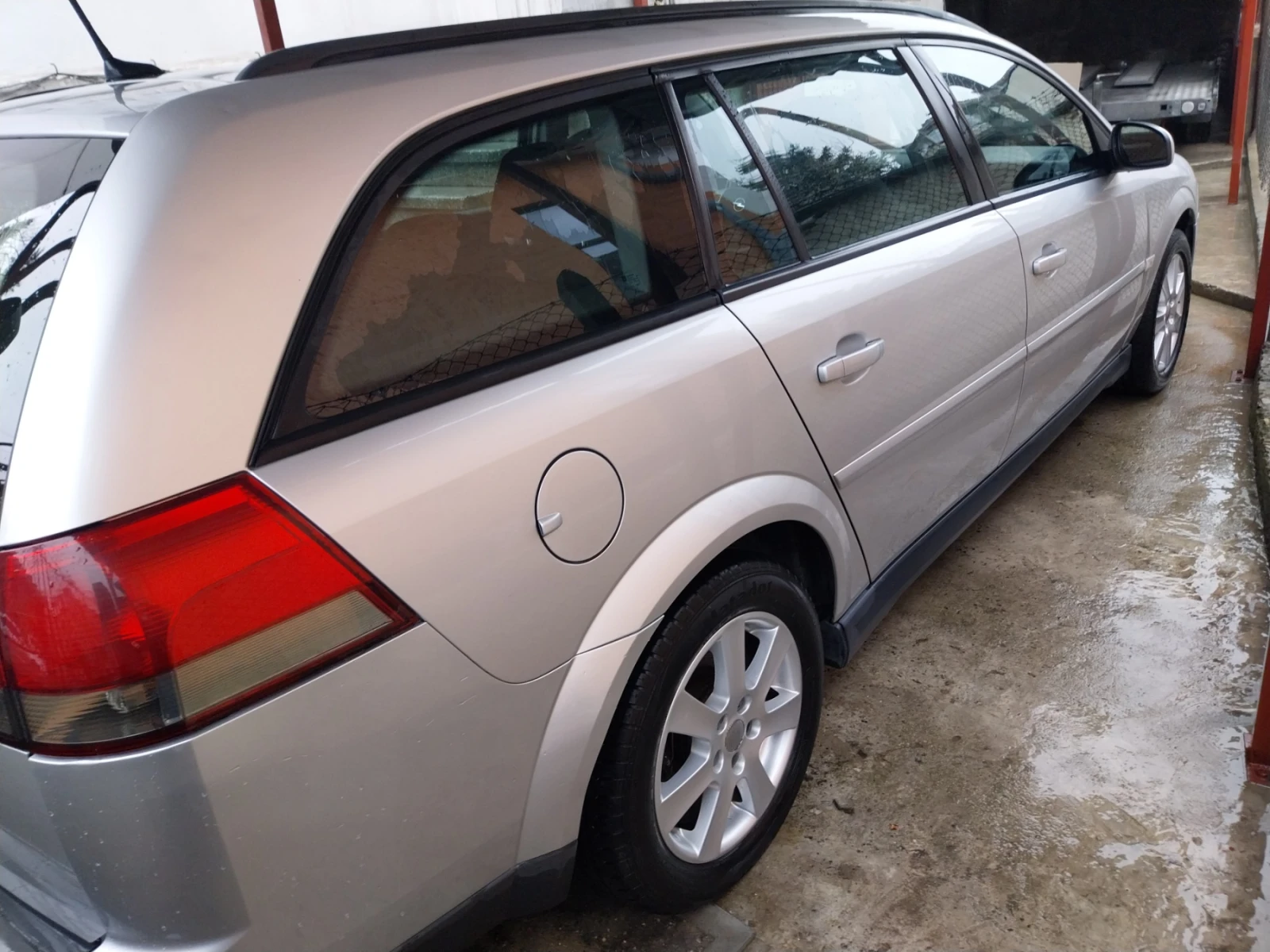 Opel Vectra 1.9 CDTI, снимка 3 - Автомобили и джипове - 54592628