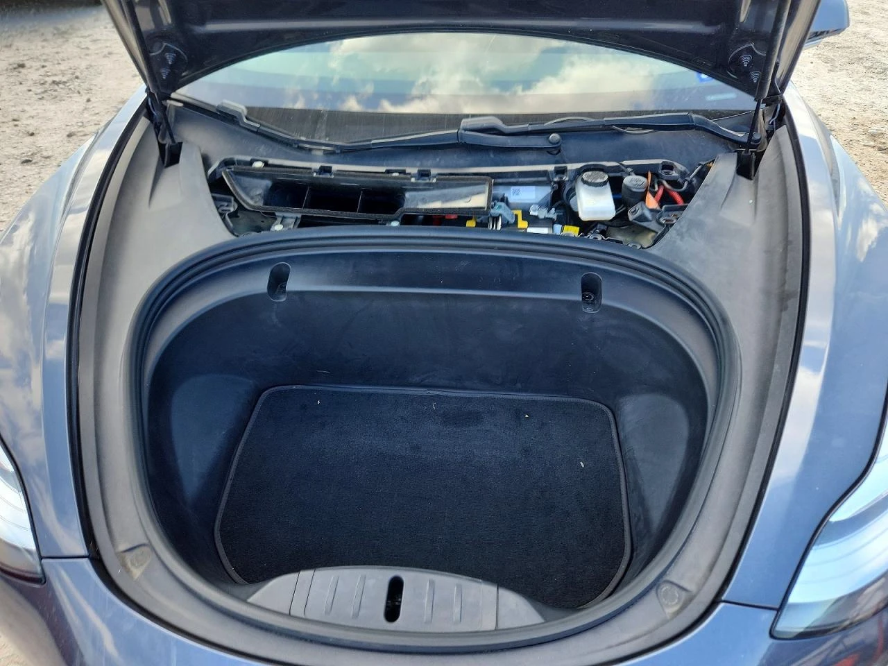 Tesla Model 3 | Mobile.bg � ����������� 11