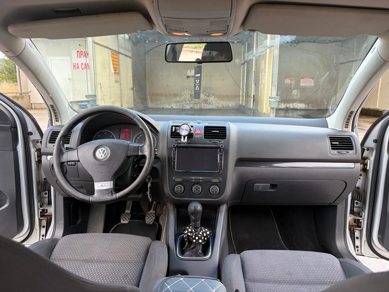 VW Golf 1.9 TDI, 105 кс, снимка 8 - Автомобили и джипове - 55189406