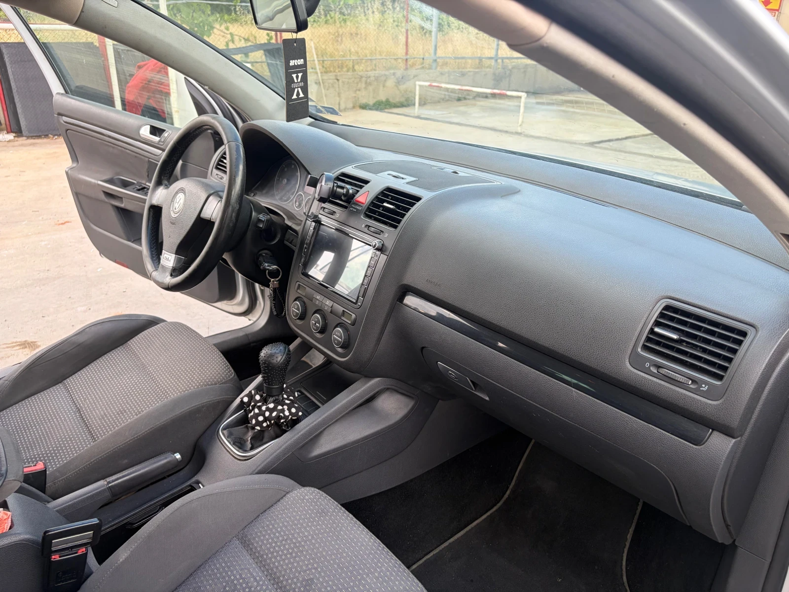 VW Golf 1.9 TDI, 105 кс, снимка 7 - Автомобили и джипове - 55189406