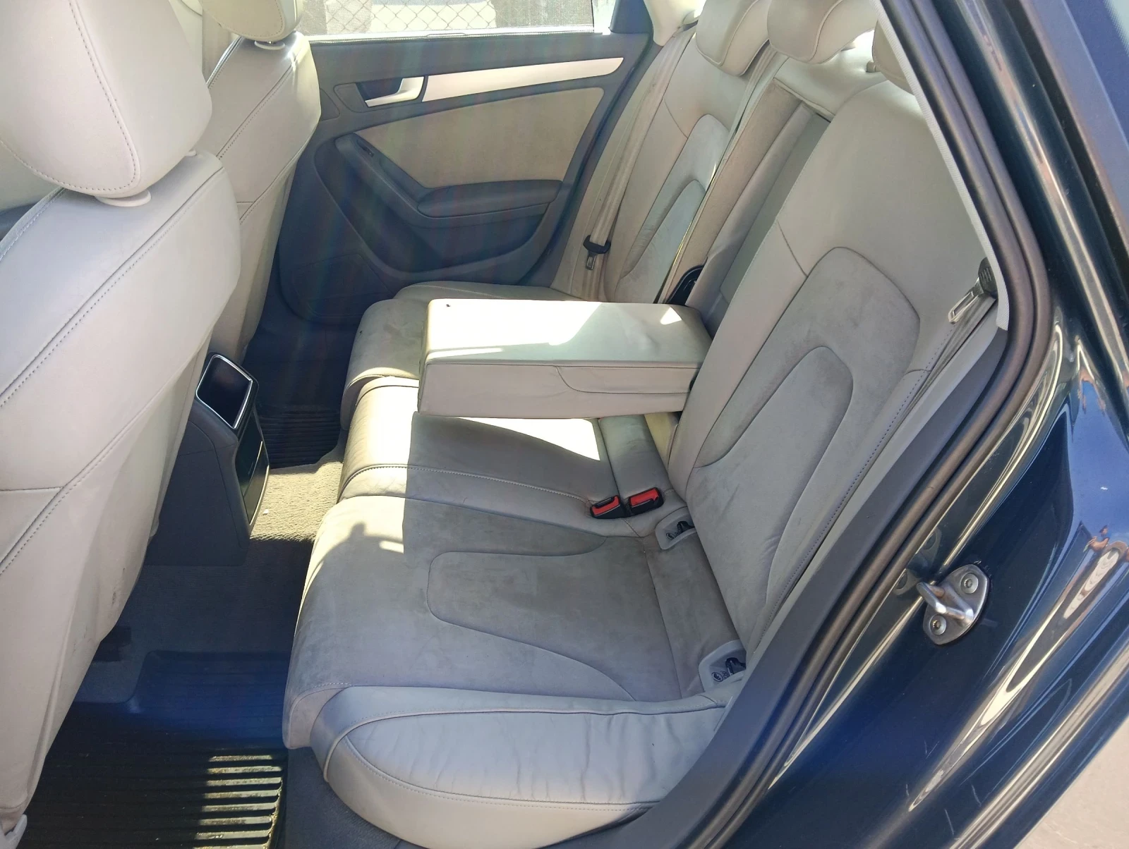 Audi A4 2.7 TDi, снимка 11 - Автомобили и джипове - 55228060