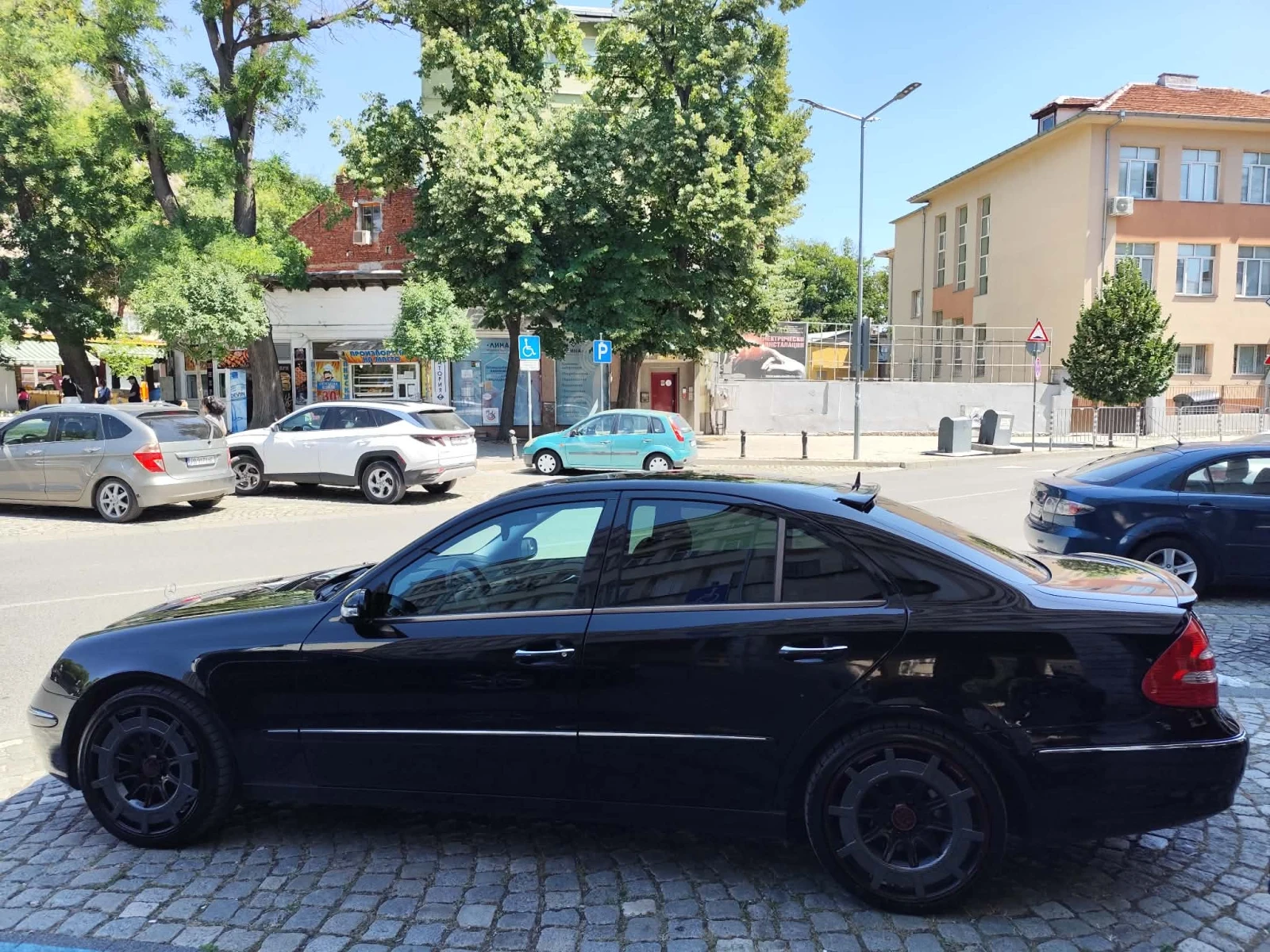Mercedes-Benz E 500, снимка 7 - Автомобили и джипове - 55273109