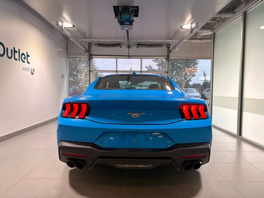 Ford Mustang 2.3 Eco Boost FASTBACK* ПОДГРЕВ* КАМЕРА* , снимка 5 - Автомобили и джипове - 55664135