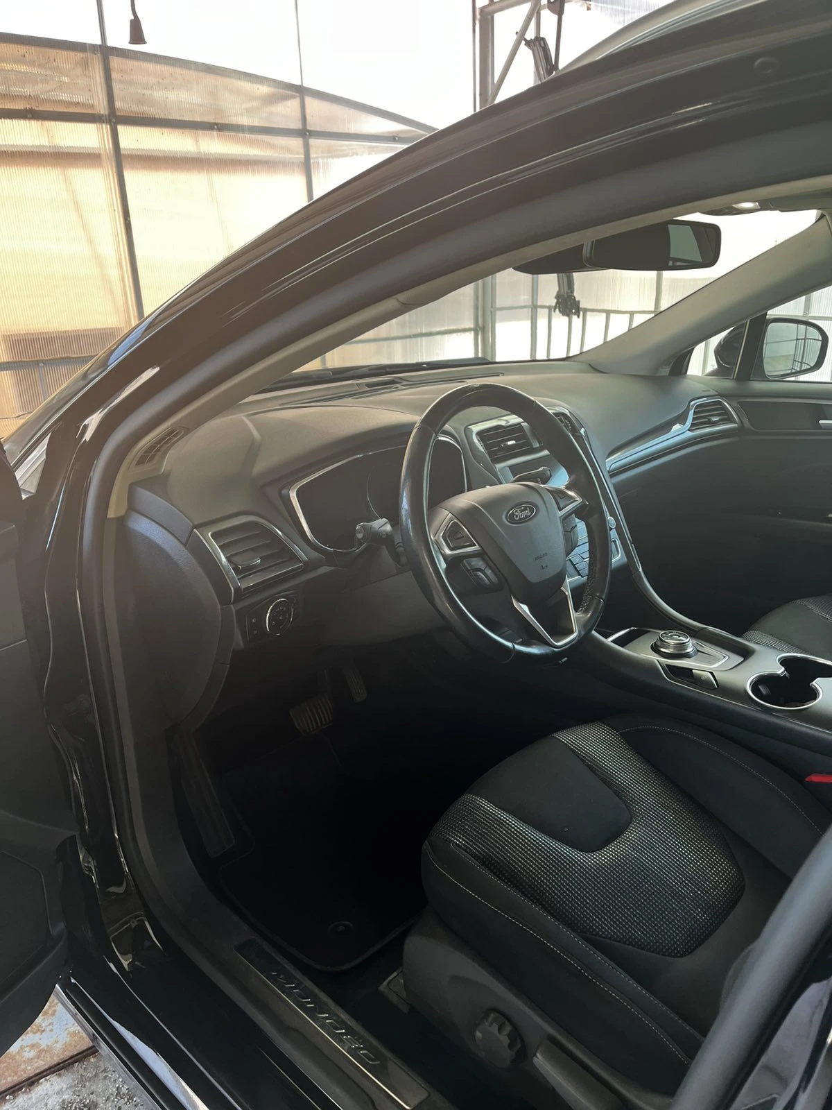 Ford Mondeo MK5, снимка 7 - Автомобили и джипове - 55792278