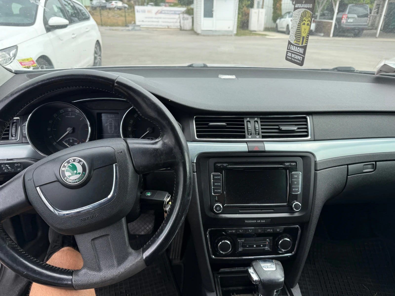 Skoda Superb 2.0Tdi DSG 170кс CBBB, снимка 7 - Автомобили и джипове - 56081133