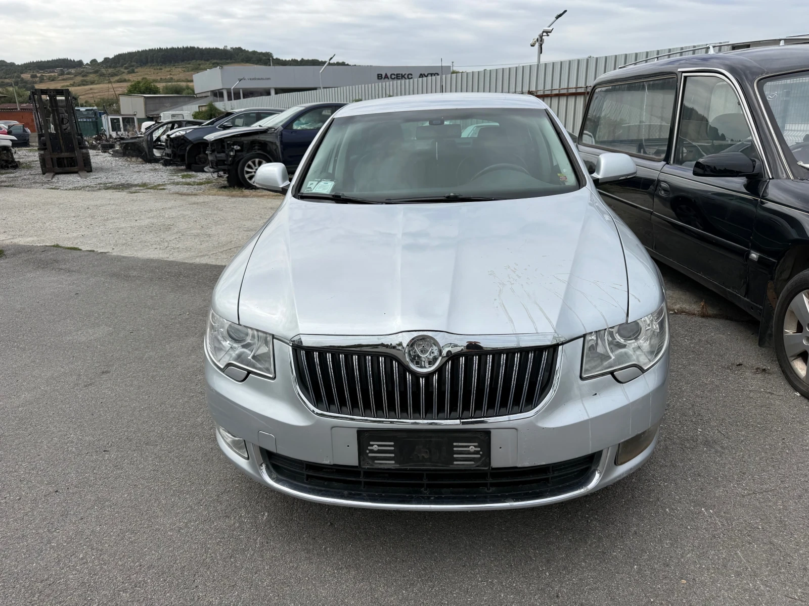 Skoda Superb 2.0Tdi DSG 170кс CBBB, снимка 2 - Автомобили и джипове - 56081133