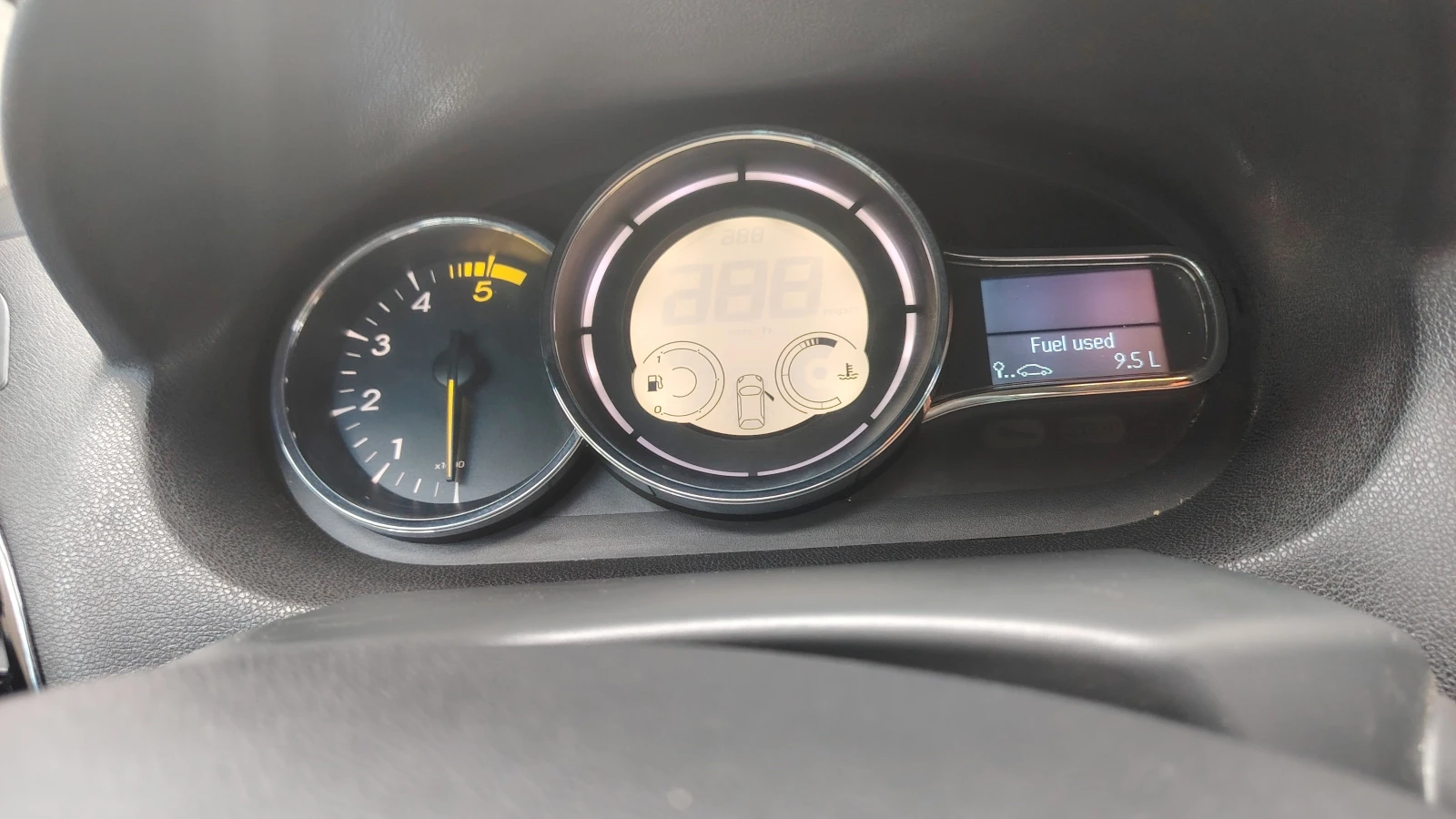 Renault Megane 1.5 dCi Bose Edition, снимка 7 - Автомобили и джипове - 56211669