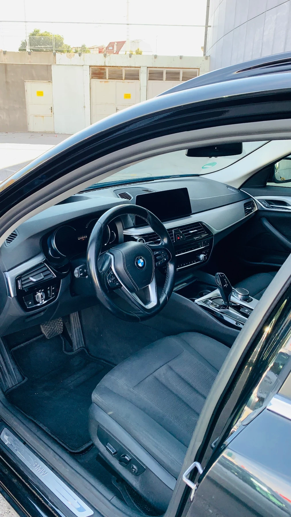 BMW 530, снимка 5 - Автомобили и джипове - 56540345