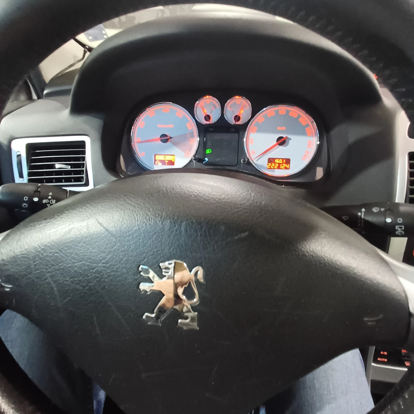 Peugeot 307, снимка 10 - Автомобили и джипове - 56680264