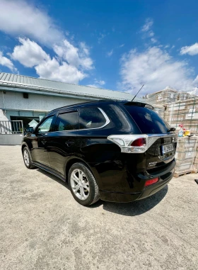 Mitsubishi Outlander Instyle, 4WD, ClearTec, 7 местен, Navi, снимка 3