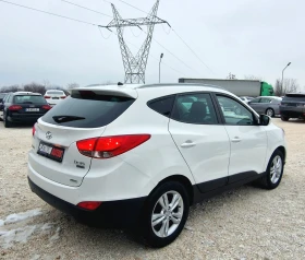 Hyundai IX35 2.0D/4X4/PODGREV/ПЕРФЕКТЕН - 7999 € / 15644.68 лв. - 18520669 2