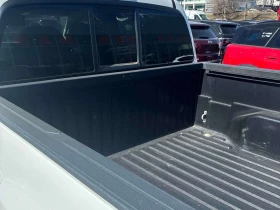 Toyota Tacoma * 4x4 Double Cab Auto* ПОДГРЕВ* KEYLESS*  | Auto.bg — изображение 17