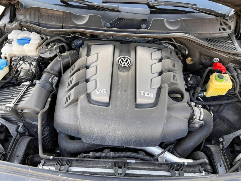 VW Touareg X-Edition , снимка 8 - Автомобили и джипове - 52668016