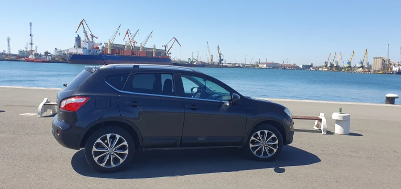 Nissan Qashqai, снимка 5 - Автомобили и джипове - 52957943