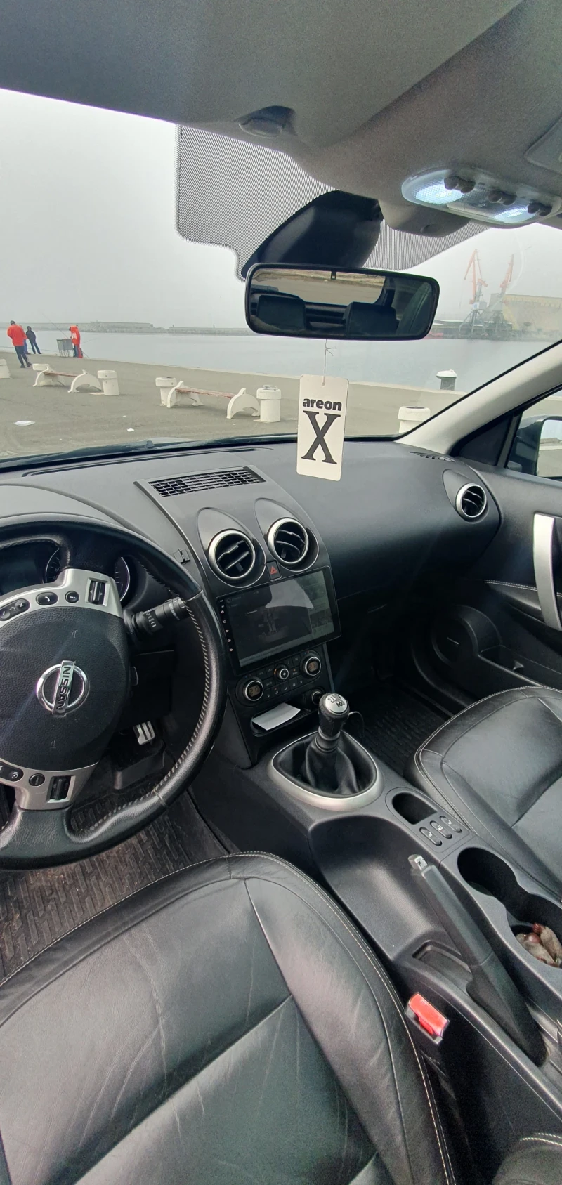 Nissan Qashqai, снимка 6 - Автомобили и джипове - 52957943