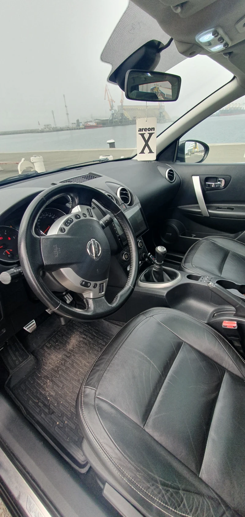 Nissan Qashqai, снимка 8 - Автомобили и джипове - 52957943