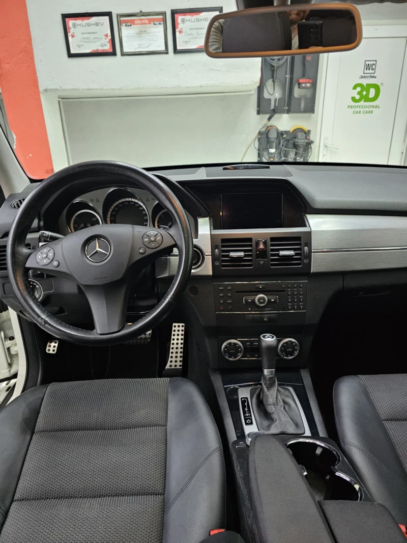 Mercedes-Benz GLK 350 4matic , снимка 13 - Автомобили и джипове - 53022615