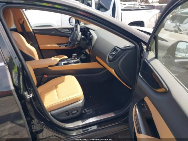 Lexus NX 350h, снимка 7 - Автомобили и джипове - 53277535