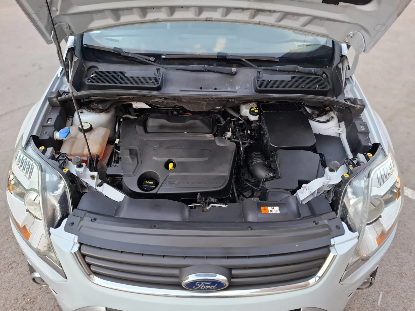 Ford Kuga 2.0HDI 140hp * ST * TITANIUM * АВТОМАТИК * EURO 5  - изображение 8