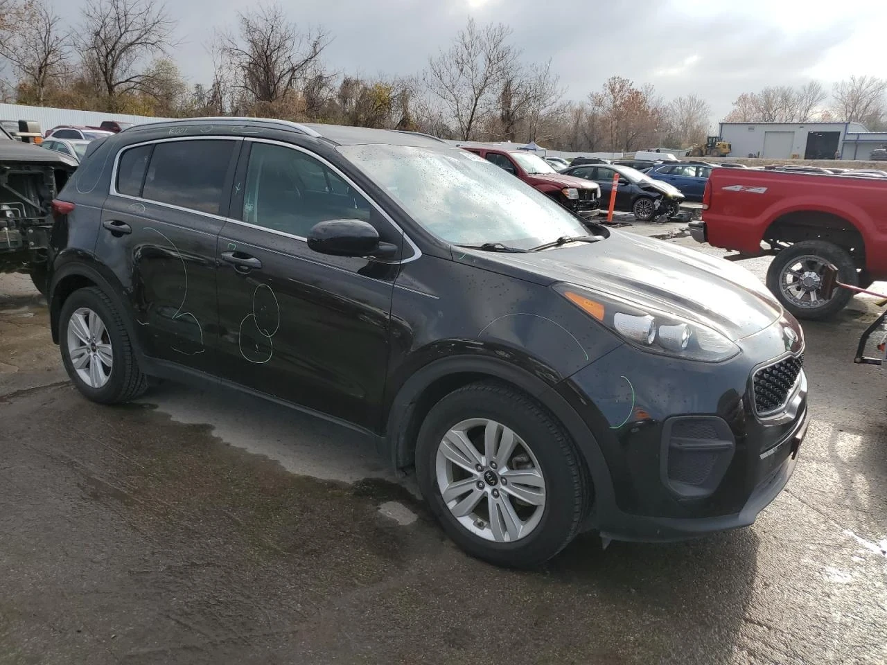Kia Sportage LX - изображение 3