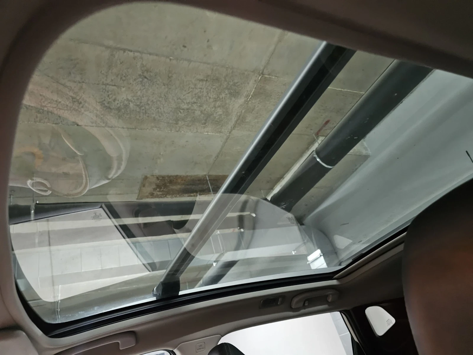 Nissan Qashqai 1.6dci 4x4 Full Panorama, снимка 6 - Автомобили и джипове - 54114555