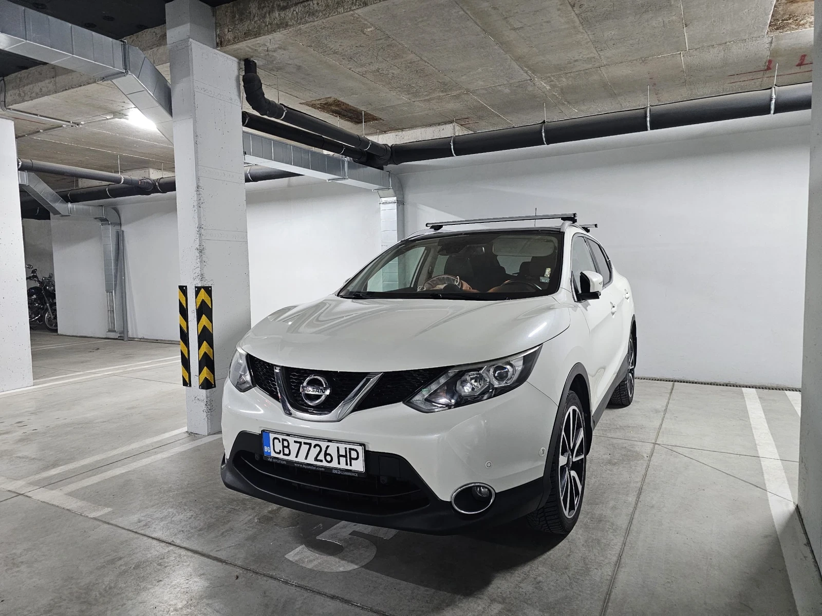Nissan Qashqai 1.6dci 4x4 Full Panorama, снимка 7 - Автомобили и джипове - 54114555