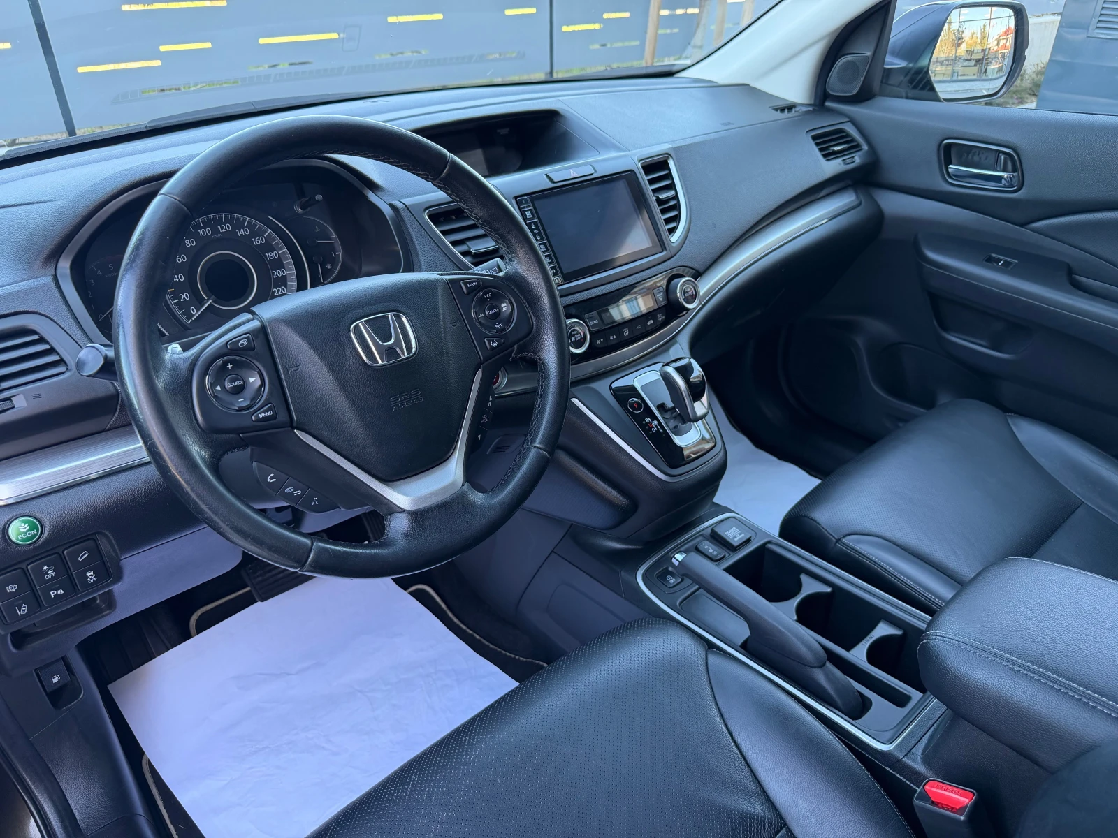 Honda Cr-v EXECUTIVE FULL KEYLESS 4X4 PANORAMA FULLSERVICE, снимка 12 - Автомобили и джипове - 54129160