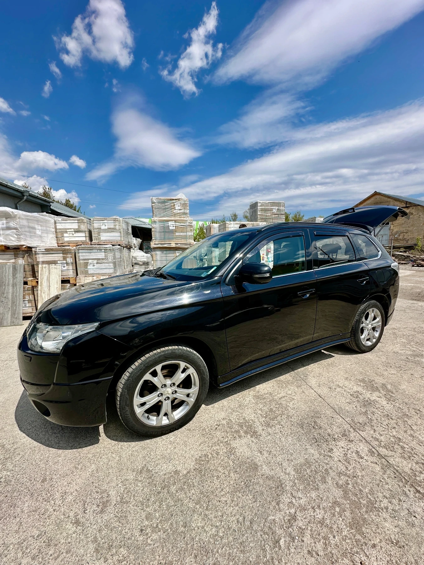 Mitsubishi Outlander Instyle, 4WD, ClearTec, 7 ������, Navi | Mobile.bg � ����������� 2