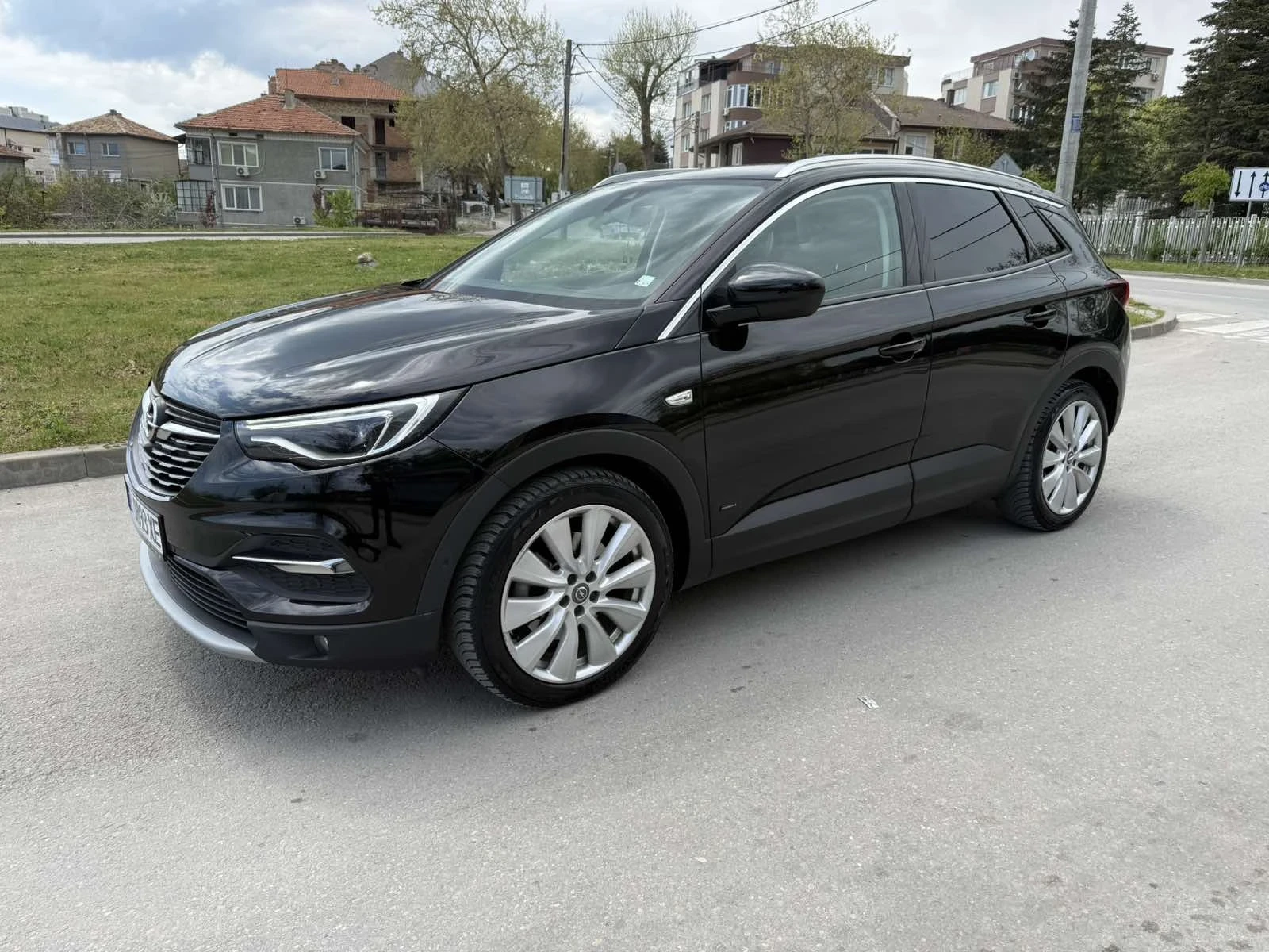 Opel Grandland X 1.6, снимка 3 - Автомобили и джипове - 54422466