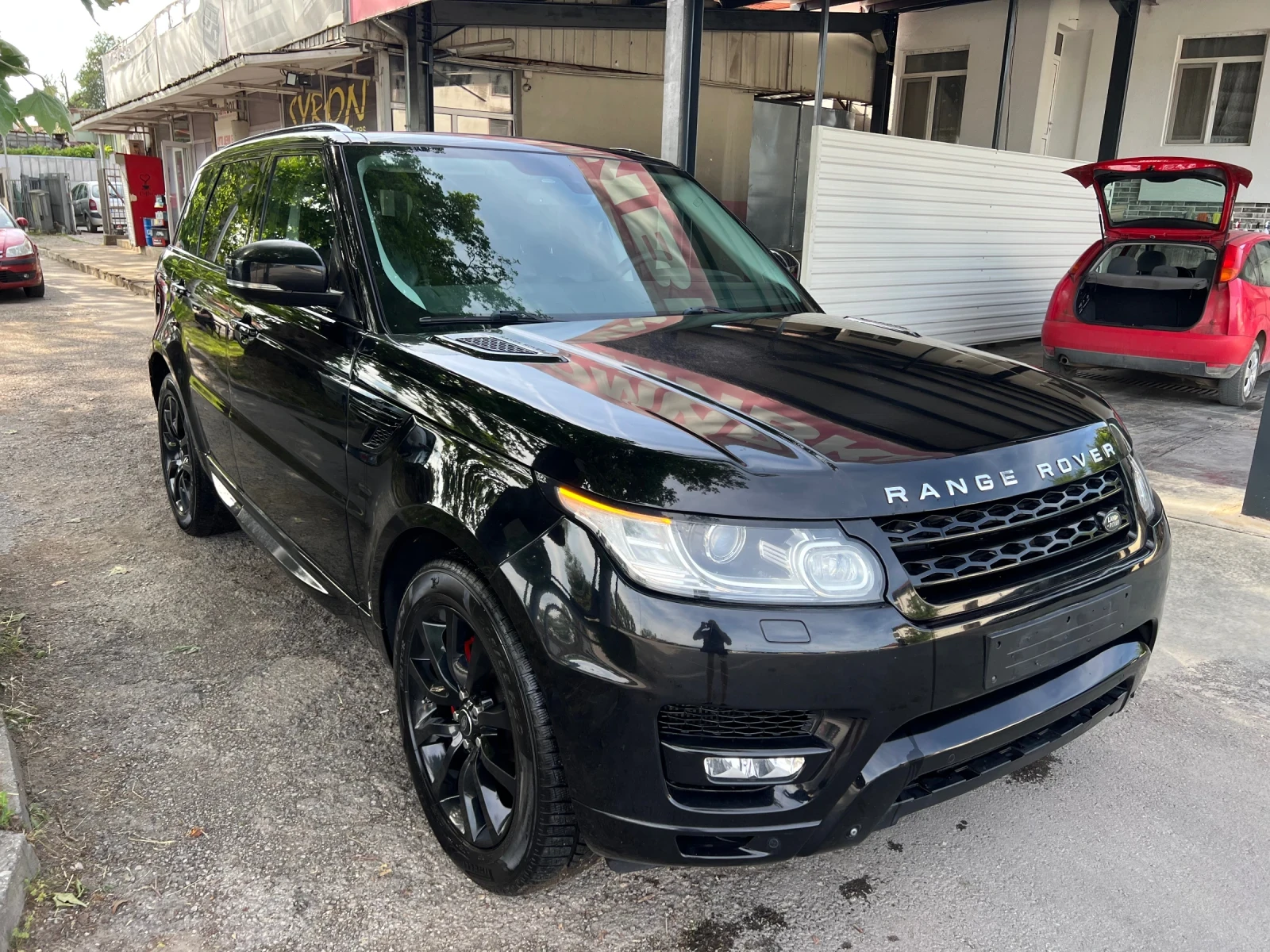 Land Rover Range Rover Sport 3.0HSE-KOJA-NAVI-7 MESTA, снимка 3 - Автомобили и джипове - 54936650