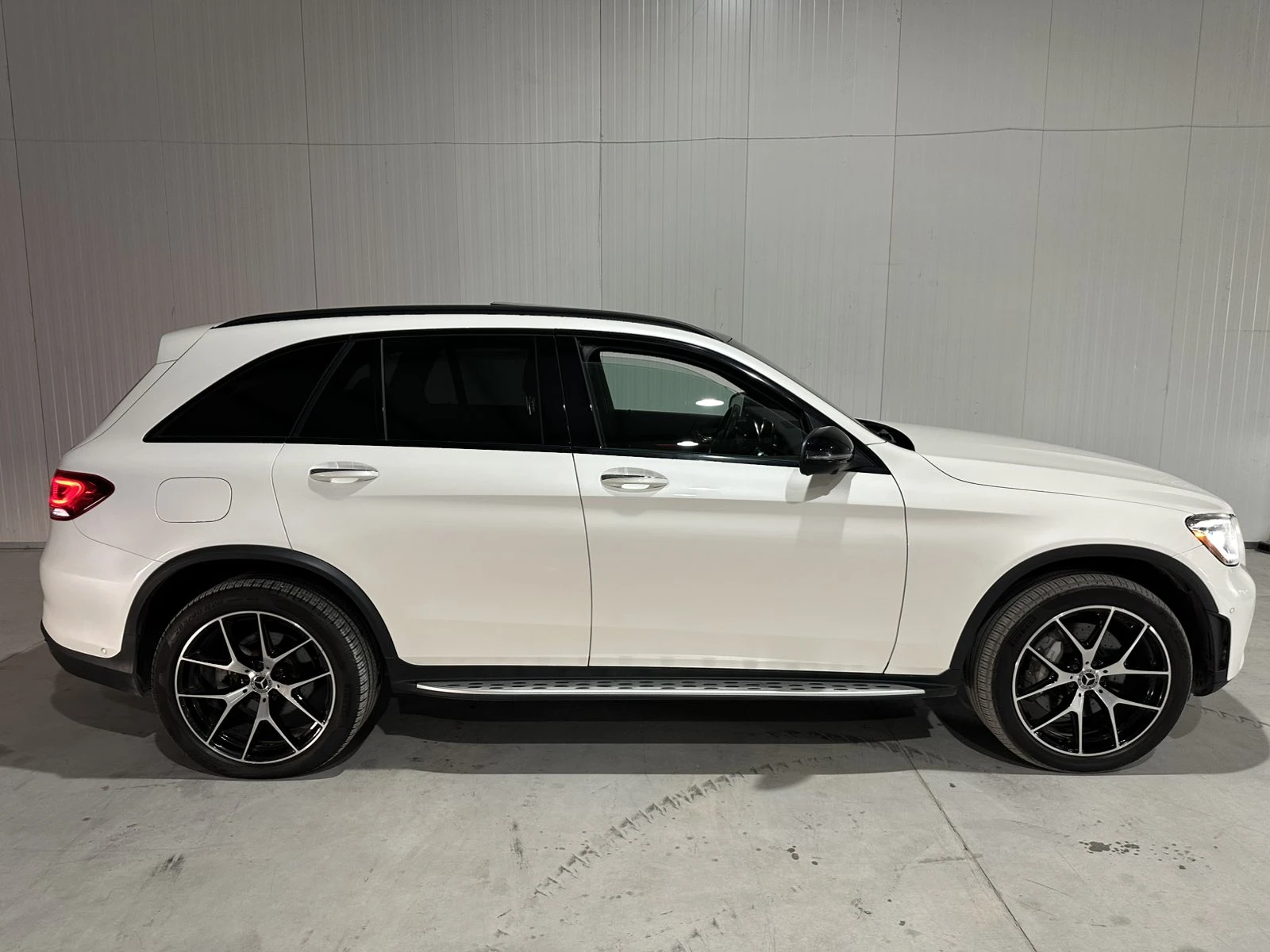 Mercedes-Benz GLC 300, снимка 6 - Автомобили и джипове - 54961296