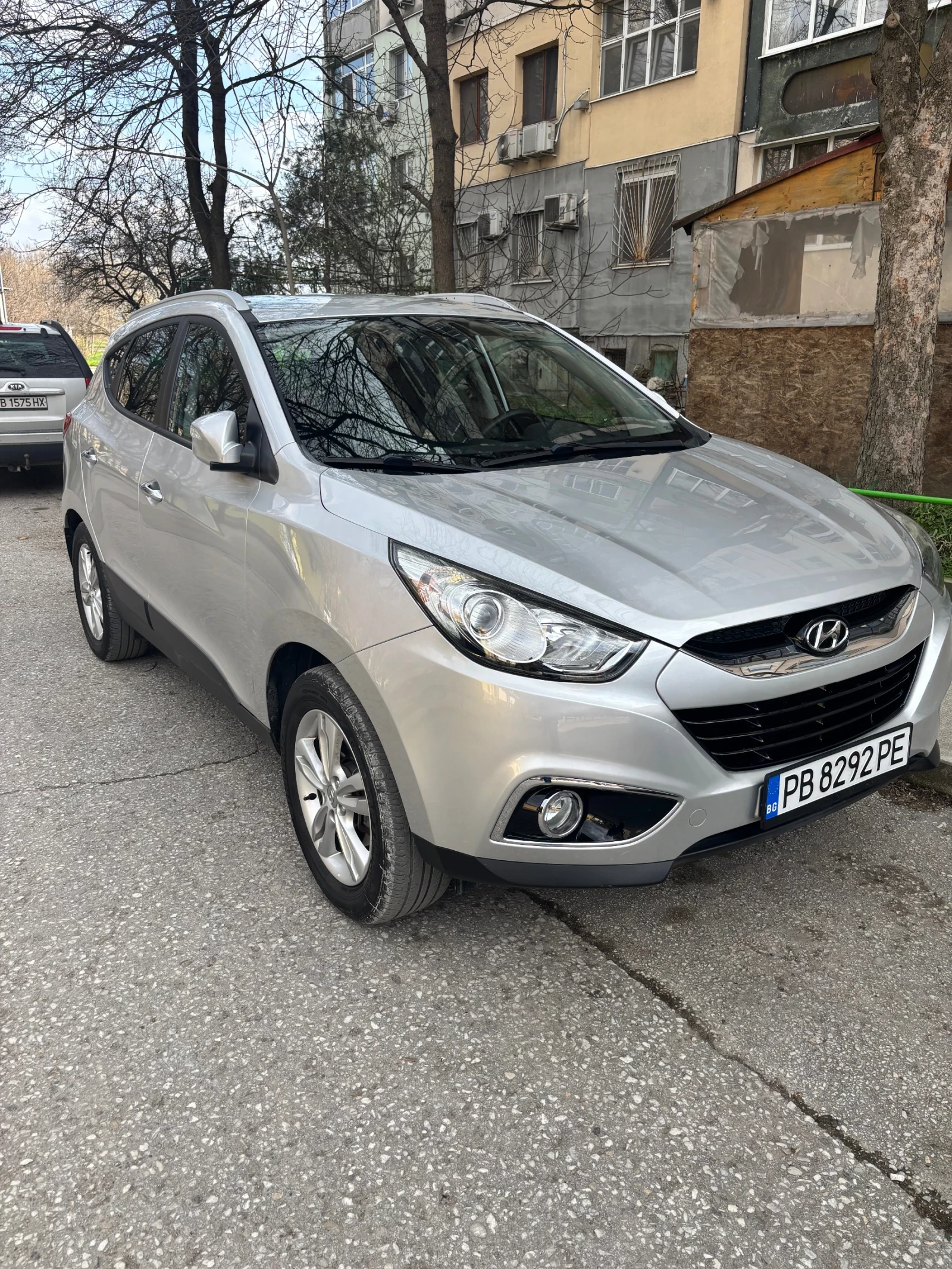 Hyundai IX35, снимка 2 - Автомобили и джипове - 55133089