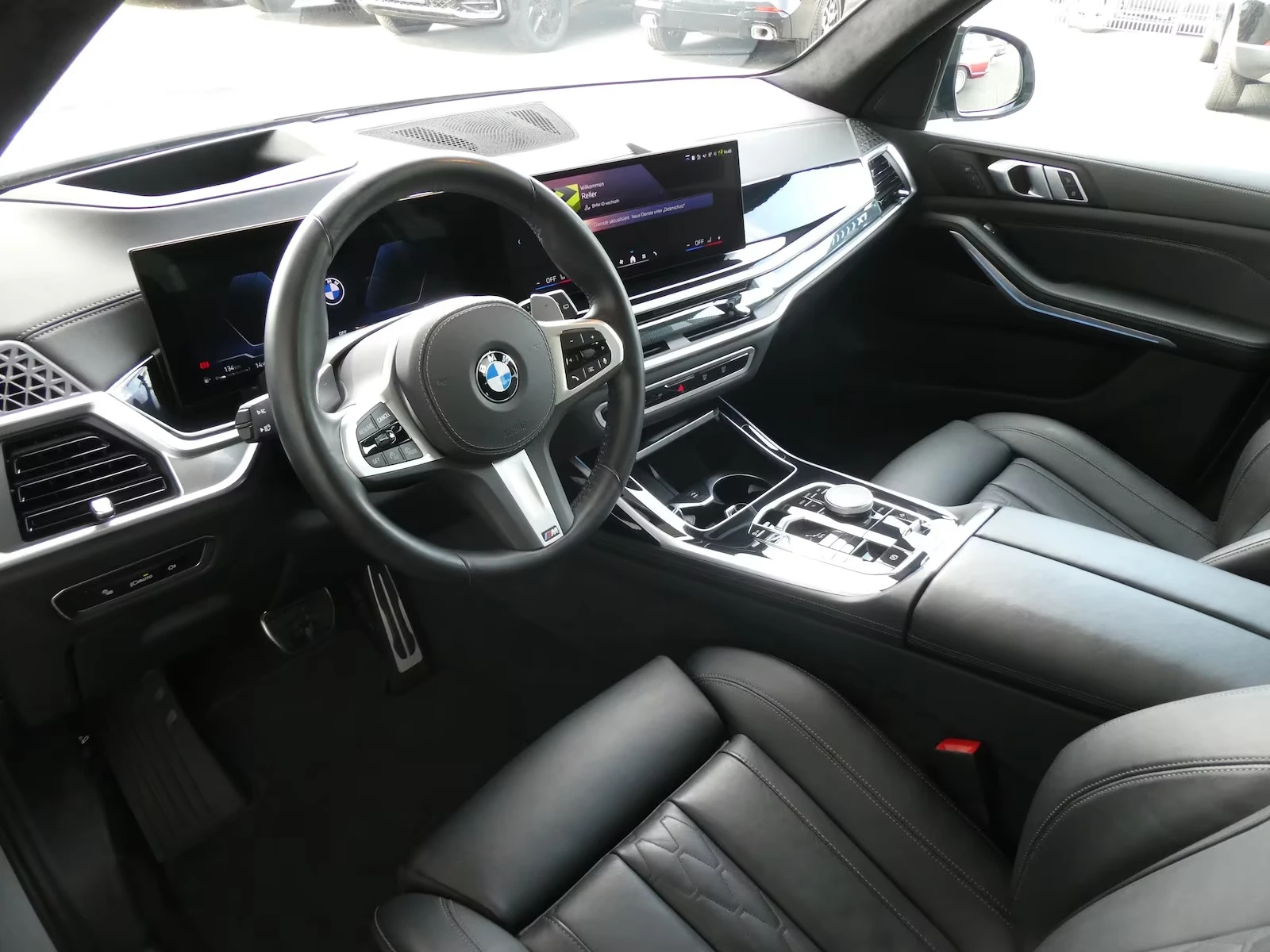 BMW X7 40d/ xDRIVE/ M SPORT PRO / 7 SEATS / HUD / PANO / , снимка 10 - Автомобили и джипове - 55392074