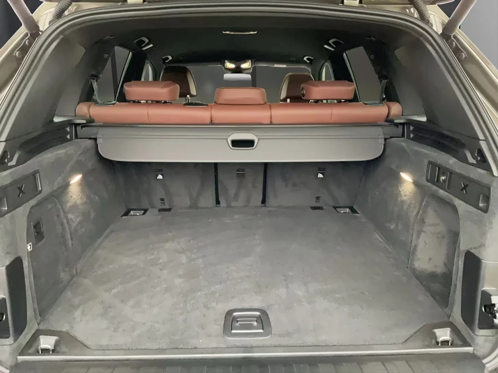 BMW X5 40d / M SPORT PRO / SHADOW LINE / ICONIC GLOW/ H&K, снимка 15 - Автомобили и джипове - 55524054