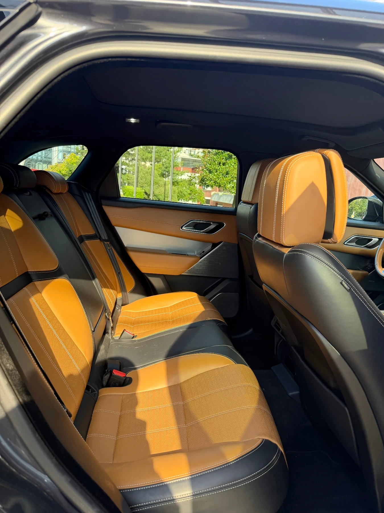 Land Rover Range Rover Velar 112 км D300 R- Dynamic se V6 Orange, снимка 7 - Автомобили и джипове - 56153059