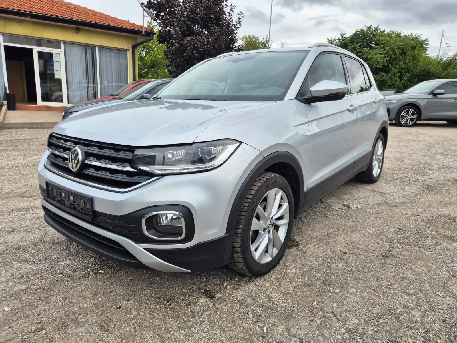 VW T-Cross 1.6TDI* DSG* ACC* DIGITAL* FULL LED* NAVI, снимка 2 - Автомобили и джипове - 56233658