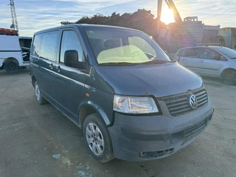 VW T5 2.5, снимка 3 - Бусове и автобуси - 43001328