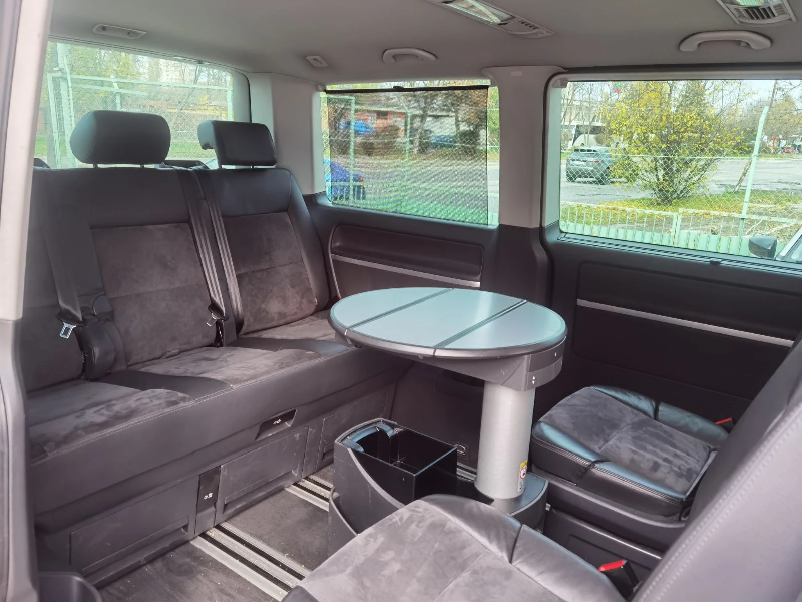 VW Multivan СЕРВИЗНА ИСТОРИЯ 4х4-FULL, снимка 8 - Бусове и автобуси - 54181328