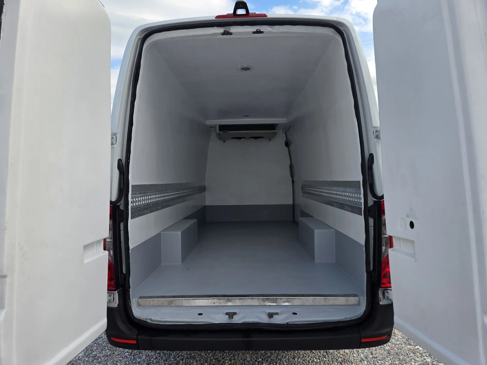 Mercedes-Benz Sprinter 316 CDI, ХЛАДИЛЕН, МАКСИ, Автоматик, Клима, снимка 13 - Бусове и автобуси - 54487650